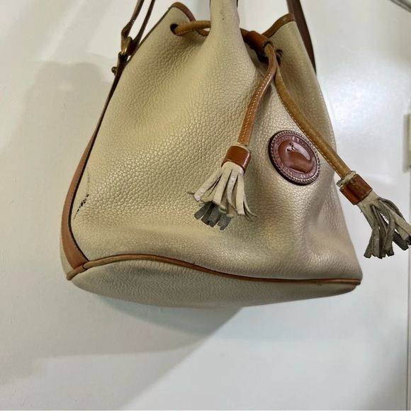Dooney & Bourke Vintage Bucket Drawstring Hobo Shoulder Bag All Leather Logo - Picture 3 of 16